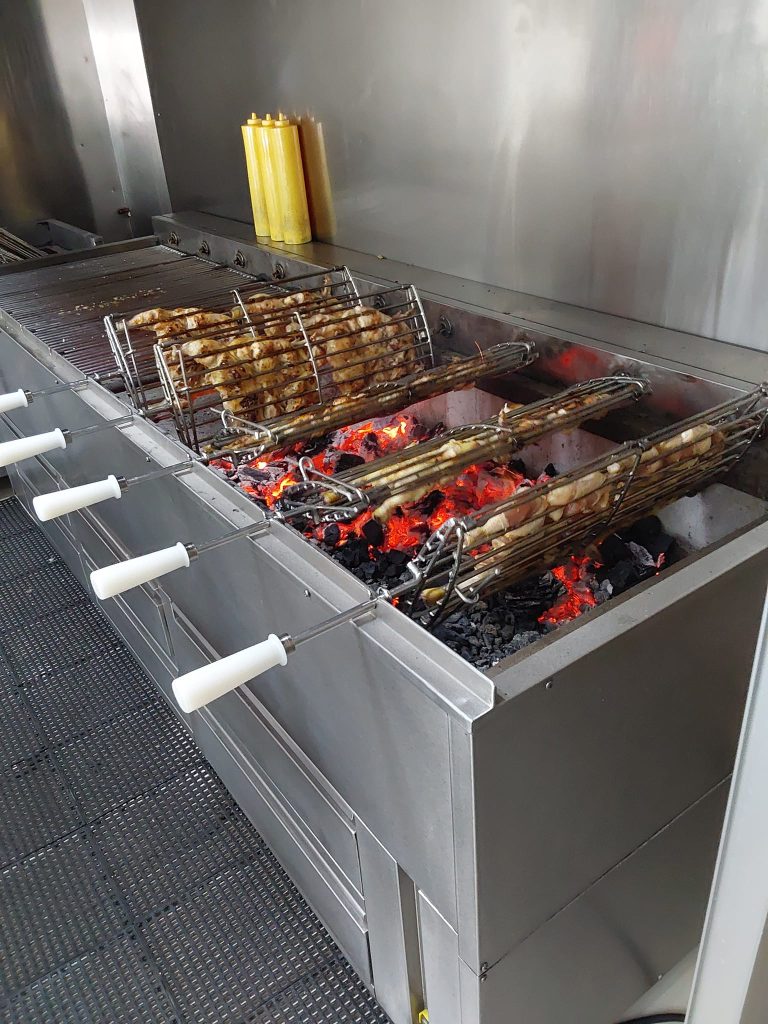 Amantes de la comida Portugesa pollos asados y comida casera para llevar 2 768x1024