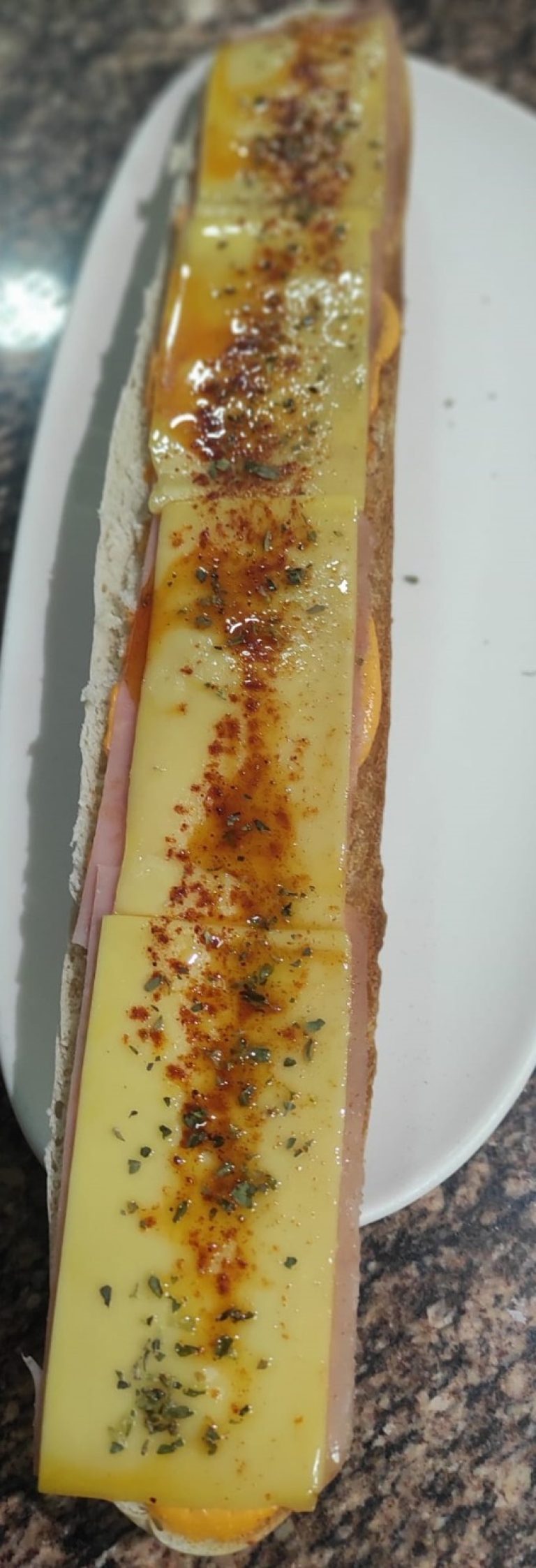 Gastrobar Ohana Caceres desayunos y raciones situado en la Mejostilla Caceres Parisina 768x2246