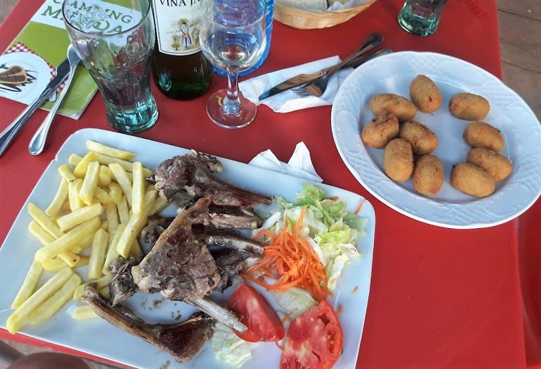 Restaurante camping Merida 1 768x524