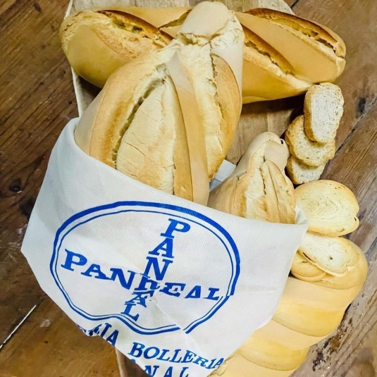 Panaderia bolleria y dulces artesanales en Almoharin 15 768x768