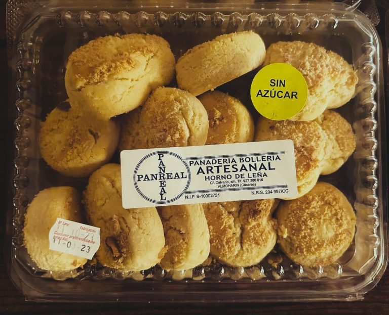 Panaderia bolleria y dulces artesanales en Almoharin 2 768x623