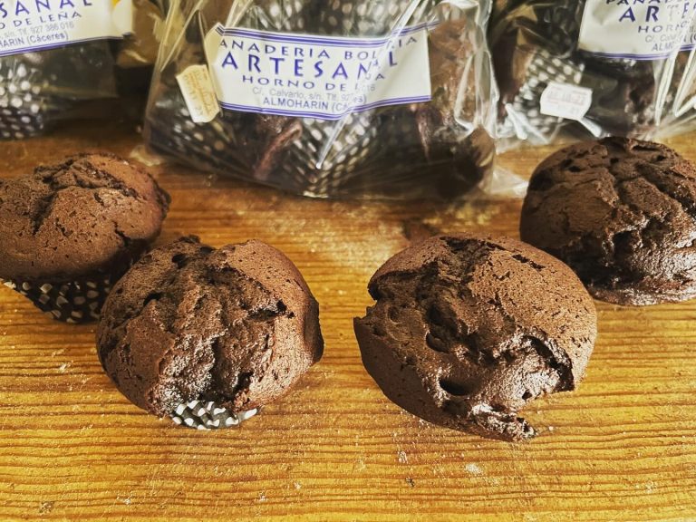 Panaderia bolleria y dulces artesanales en Almoharin 23 768x576