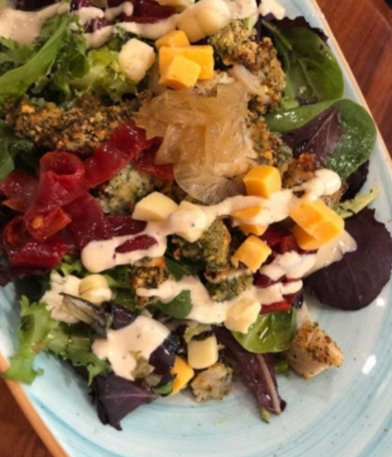 Hamburgueseria en la Mejostilla Caceres Restaurante Pajaro Loco Bocateria 5 768x896