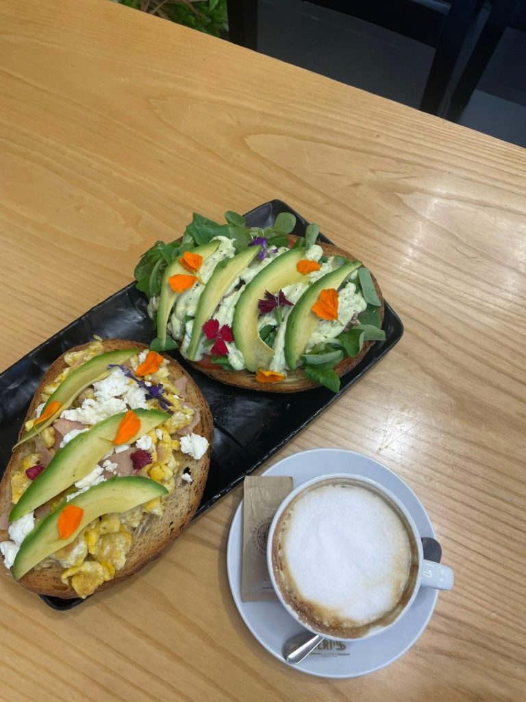 Tostas en Caceres Hamburgueseria El Pajaro Loco 15 768x1024